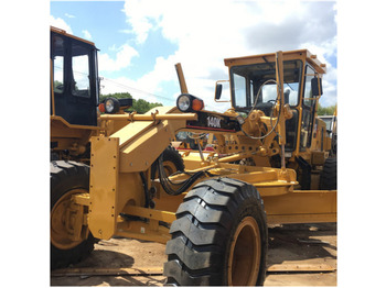 Грейдер CATERPILLAR 140K