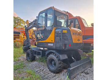 Колесен багер Hyundai 60vs  excavator: снимка 3