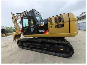 Верижен багер CATERPILLAR 320D2