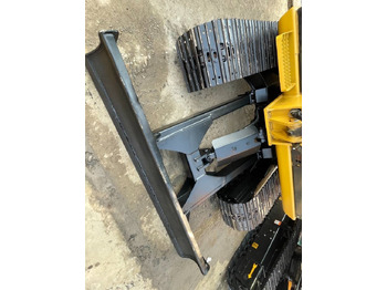 Мини багер CAT 305 C CR: снимка 2