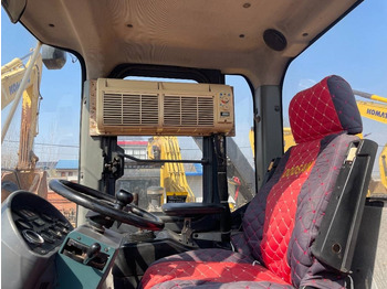 Колесен товарач Doosan DL 505: снимка 5