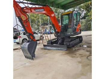 Верижен багер DOOSAN DX60-9C