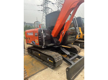 Мини багер Hitachi ZX 60: снимка 3 Мини багер Hitachi ZX 60: снимка 3