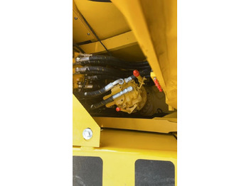 Верижен багер Komatsu PC 160 [ Copy ]: снимка 3