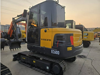Верижен багер VOLVO EC60