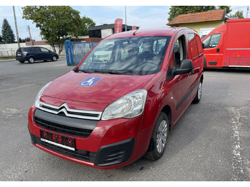 Лек автомобил Citroen Berlingo II Berlingo 1.6 do przewozu Niepełnosprawnych inwalida rampa 2018: снимка 5