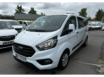 Пътнически бус Ford Transit Custom Custom do przewozu Niepełnosprawnych inwalida rampa Model 2021 PFRO: снимка 2