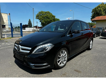 Лек автомобил MERCEDES-BENZ