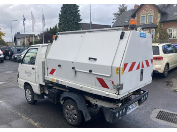 Боклукчийска кола Piaggio Piaggio Porter Śmieciarka Wywrotka 2015: снимка 4 Боклукчийска кола Piaggio Piaggio Porter Śmieciarka Wywrotka 2015: снимка 4