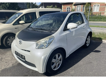 Хечбек TOYOTA
