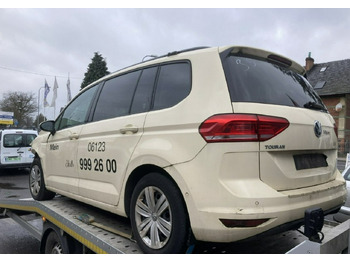 Лек автомобил VOLKSWAGEN