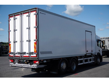 Лизинг на Scania P 410 / 6X2 /CHŁODNIA / SLÓWKA / Agregat THERMO Scania P 410 / 6X2 /CHŁODNIA / SLÓWKA / Agregat THERMO: снимка 4 Лизинг на Scania P 410 / 6X2 /CHŁODNIA / SLÓWKA / Agregat THERMO Scania P 410 / 6X2 /CHŁODNIA / SLÓWKA / Agregat THERMO: снимка 4