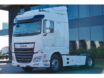 Влекач DAF XF 530