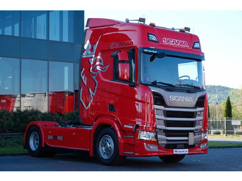 Влекач SCANIA R 450