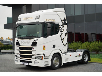 Влекач SCANIA R 450