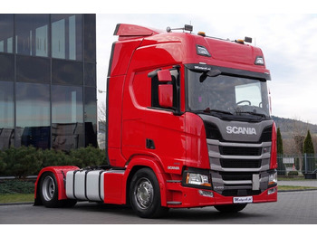Влекач SCANIA R 450