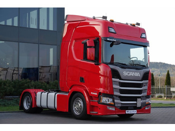 Влекач SCANIA R 450
