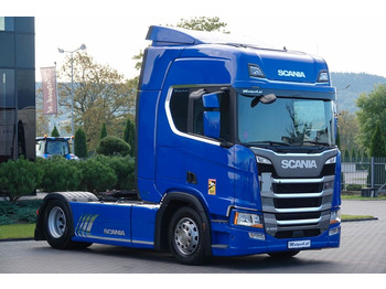 Влекач SCANIA R 450