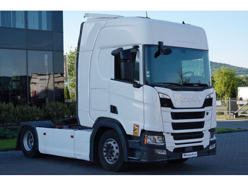 Влекач SCANIA R 450