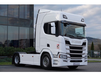 Влекач SCANIA R 450