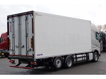 Рефрижератор камион Volvo FH 500 / XXL / 6x2 / CHŁODNIA SCHMITZ - 7,2 M /: снимка 4