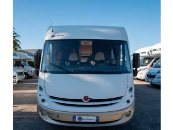 Интегриран кемпер BÜRSTNER