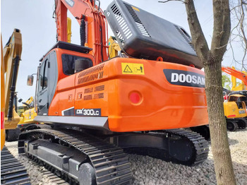 Верижен багер DOOSAN DX300