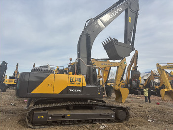 Верижен багер VOLVO EC240