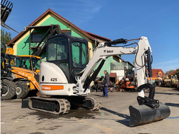 Мини багер BOBCAT