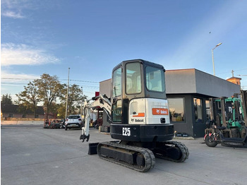 Мини багер Bobcat E25EM: снимка 3