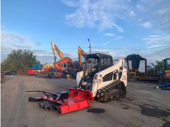 Мини челен товарач BOBCAT T590