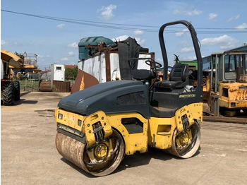 Пътен валяк Bomag BW 100 AD-4: снимка 3