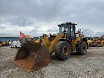 Колесен товарач CATERPILLAR 962K