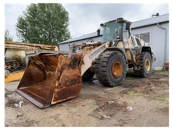 Колесен товарач LIEBHERR L 550