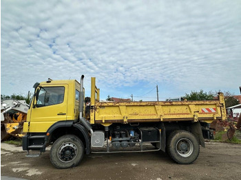 Самосвал камион Mercedes-Benz Atego 1828: снимка 2