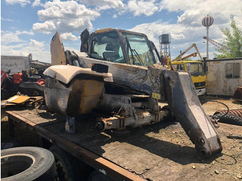 Телескопичен товарач NEW HOLLAND