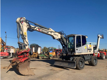 Колесен багер TEREX