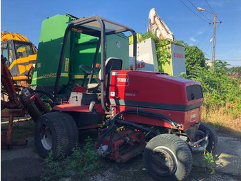 Косачка за трева Toro REELMASTER 5500D: снимка 3