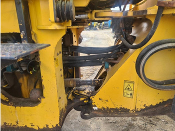 Колесен товарач Volvo L 120 E: снимка 4