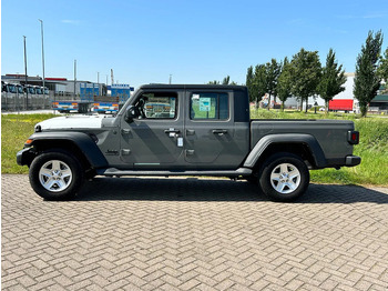 Лизинг на Jeep Gladiator PICK-UP 4x4 3.6L 24V VVT - 10 UNITS -T1 CUSTOM GOODS Jeep Gladiator PICK-UP 4x4 3.6L 24V VVT - 10 UNITS -T1 CUSTOM GOODS: снимка 2