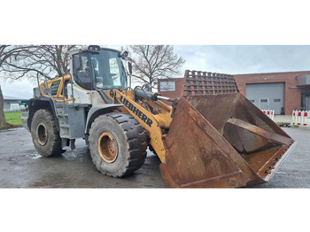 Колесен товарач LIEBHERR