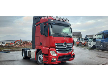 Влекач MERCEDES-BENZ Actros 1842