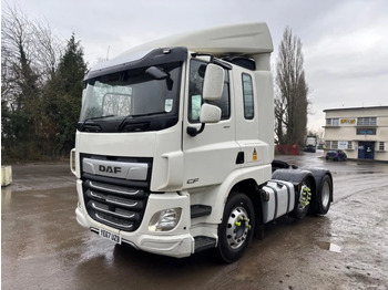 Влекач DAF CF
