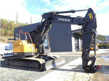 Верижен багер Volvo ECR 235 D: снимка 3