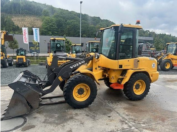 Колесен товарач VOLVO L30G