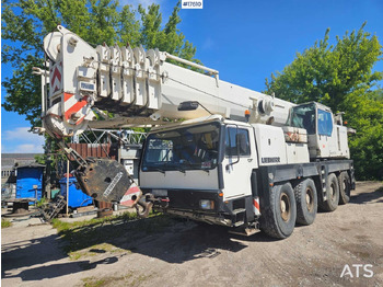 Камион с кран