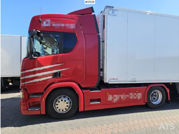Влекач SCANIA R 500