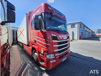 Влекач SCANIA R 500