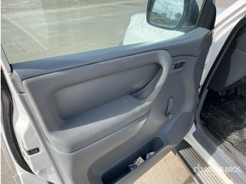 Джип 1999 Toyota Land Cruiser HZJ105L-GCMRS SUV: снимка 5