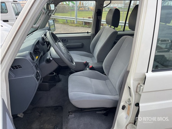 Джип 2020 Toyota Land Cruiser 4WD SUV: снимка 4 Джип 2020 Toyota Land Cruiser 4WD SUV: снимка 4